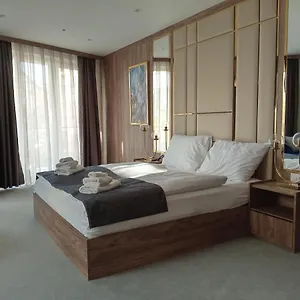 4* Отель Foldana